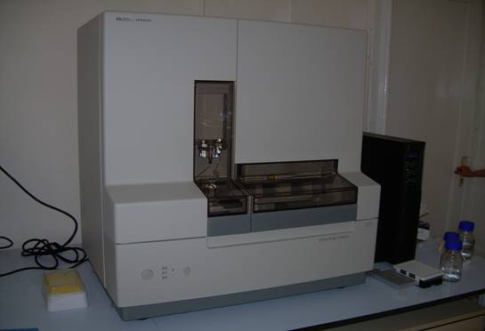 Analizor genetic &ndash;Applied Biosystem 3130xl: pentru analize de fragmente ADN şi secvenţiere ADN